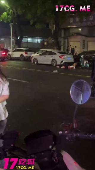 打架2.jpg 打架2.jpg