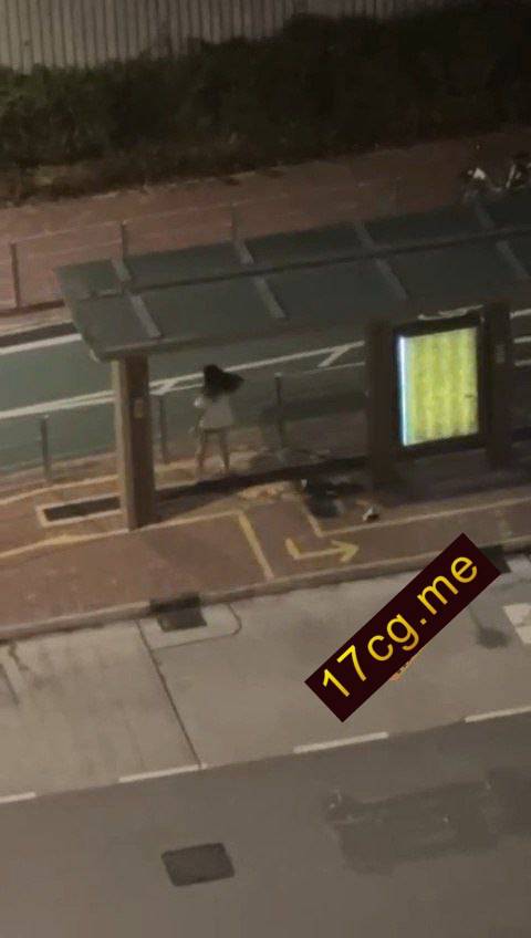 413裸奔3.jpg 413裸奔3.jpg