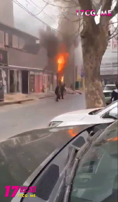 大火3.jpg 大火3.jpg