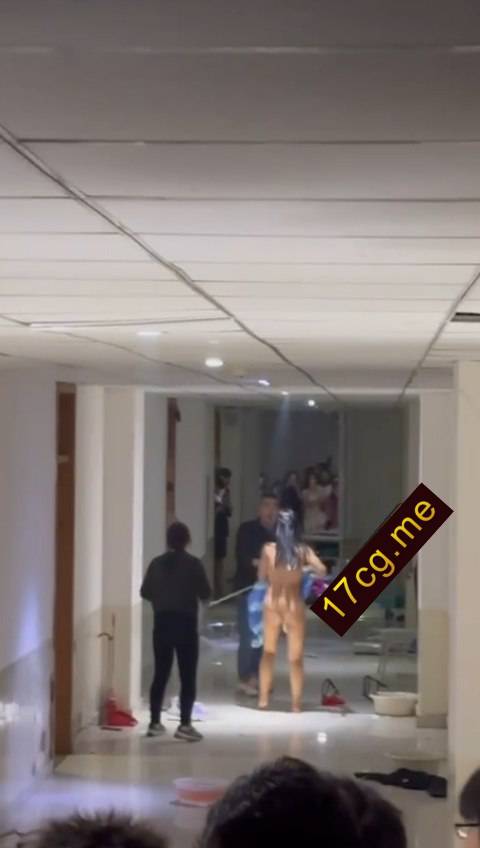 411068.jpg 411068.jpg