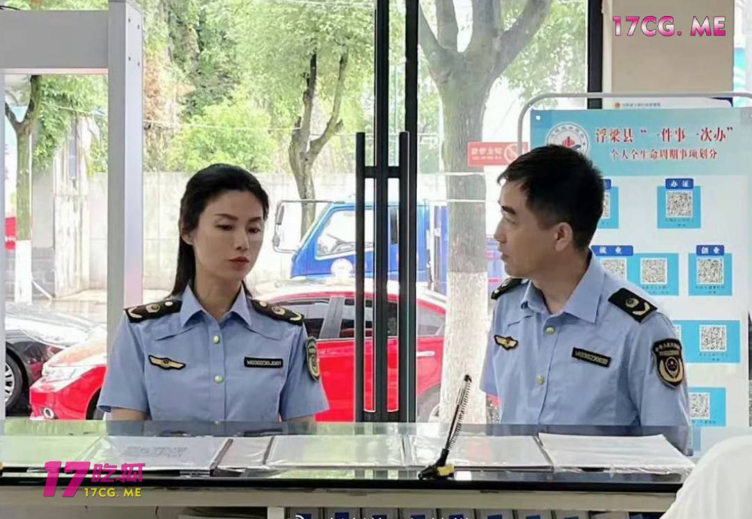 r70701-3.jpg r70701-3.jpg