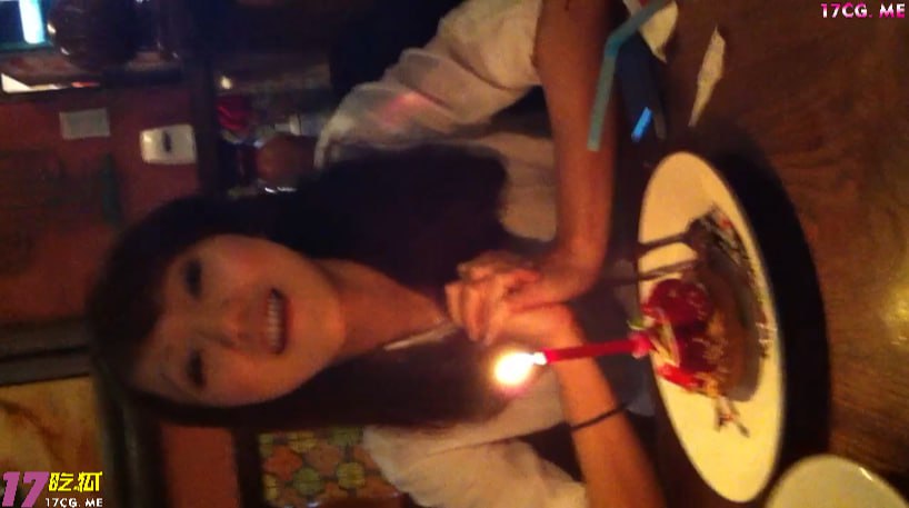 82305-1.jpg 82305-1.jpg