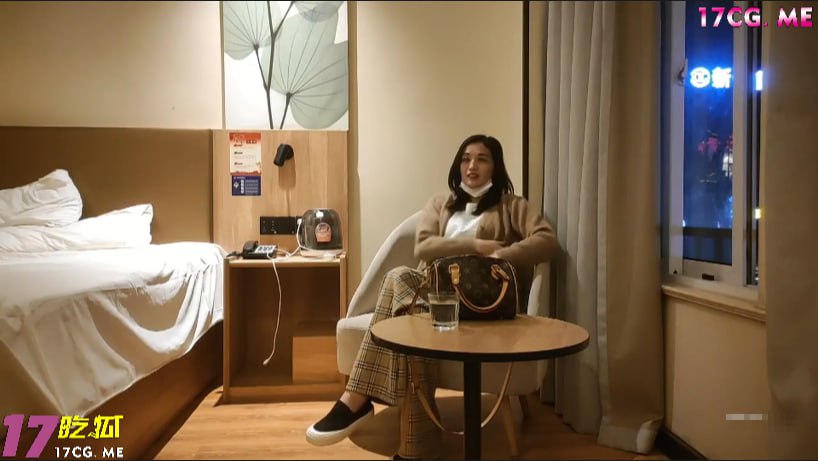 81917-2.jpg 81917-2.jpg