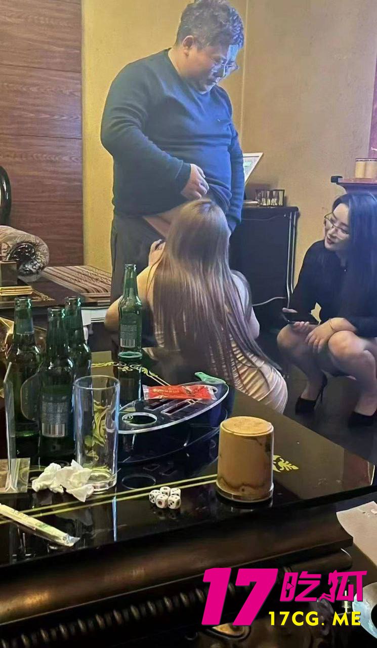 12-7-11-4.jpg 12-7-11-4.jpg