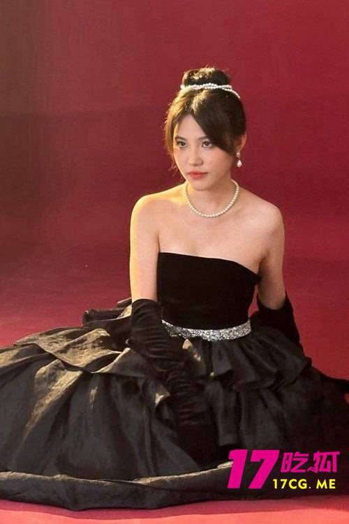 12-1-11-2.jpg 12-1-11-2.jpg