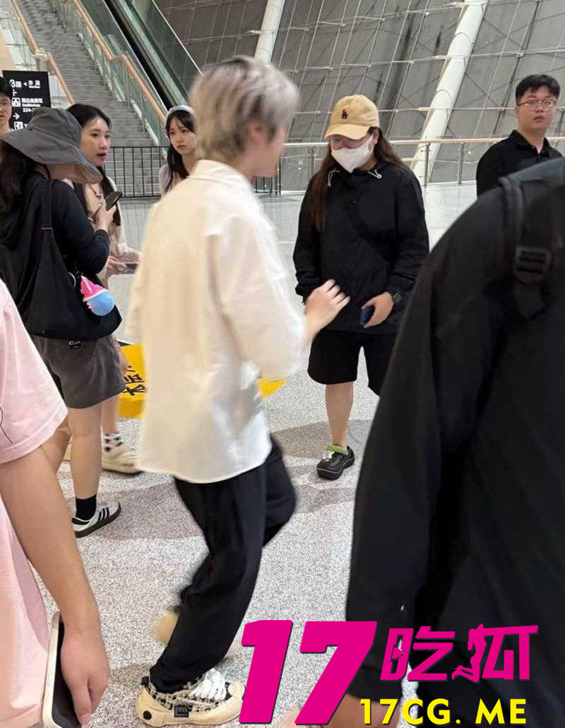 photo_12_2025-10-25_02-36-43.jpg photo_12_2025-10-25_02-36-43.jpg